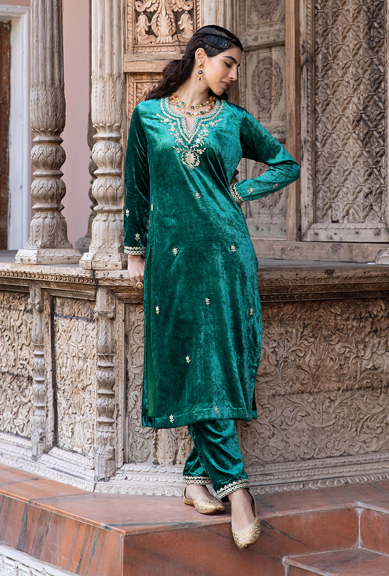 Green Velvet Heavy Neck Falak Kurta Set