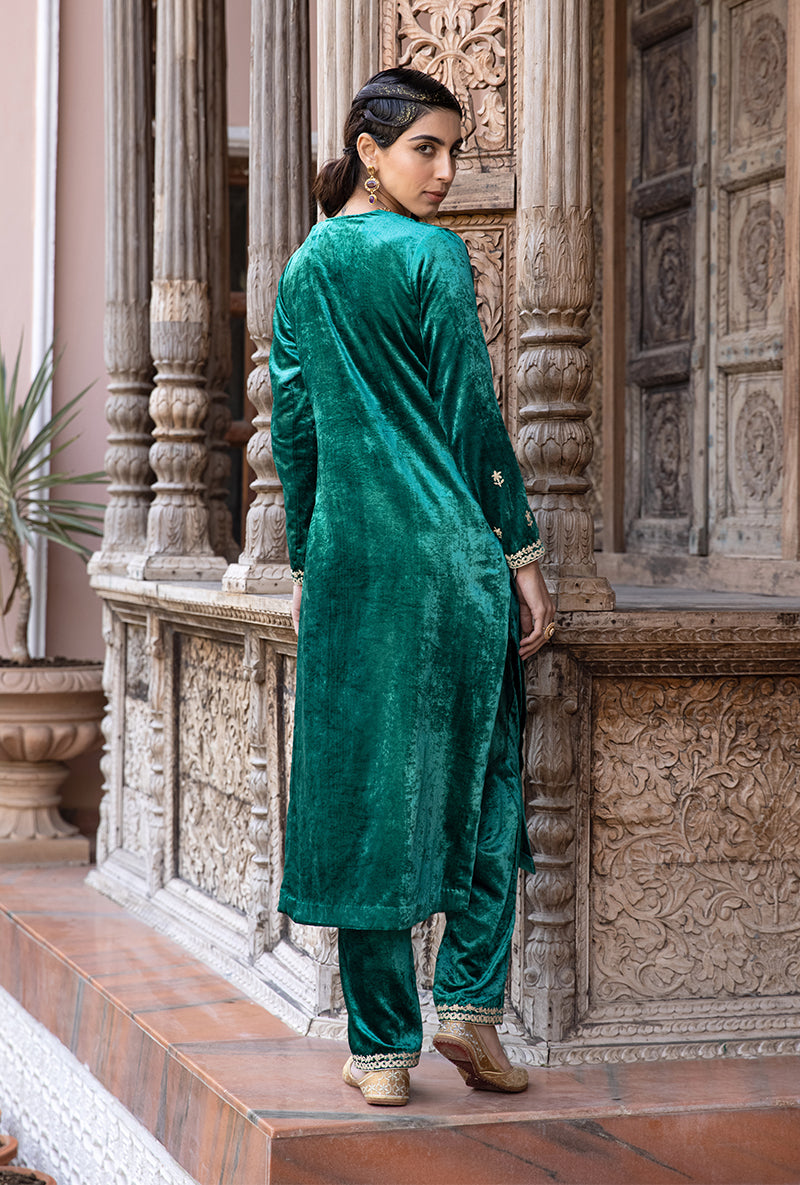 Green Velvet Heavy Neck Falak Kurta Set