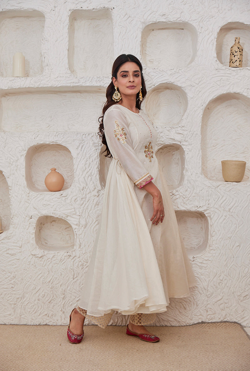 Ivory Side Tie Up Gota Work Kurta Set