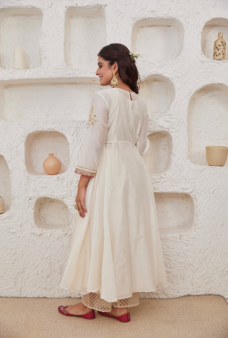 Ivory Side Tie Up Gota Work Kurta Set