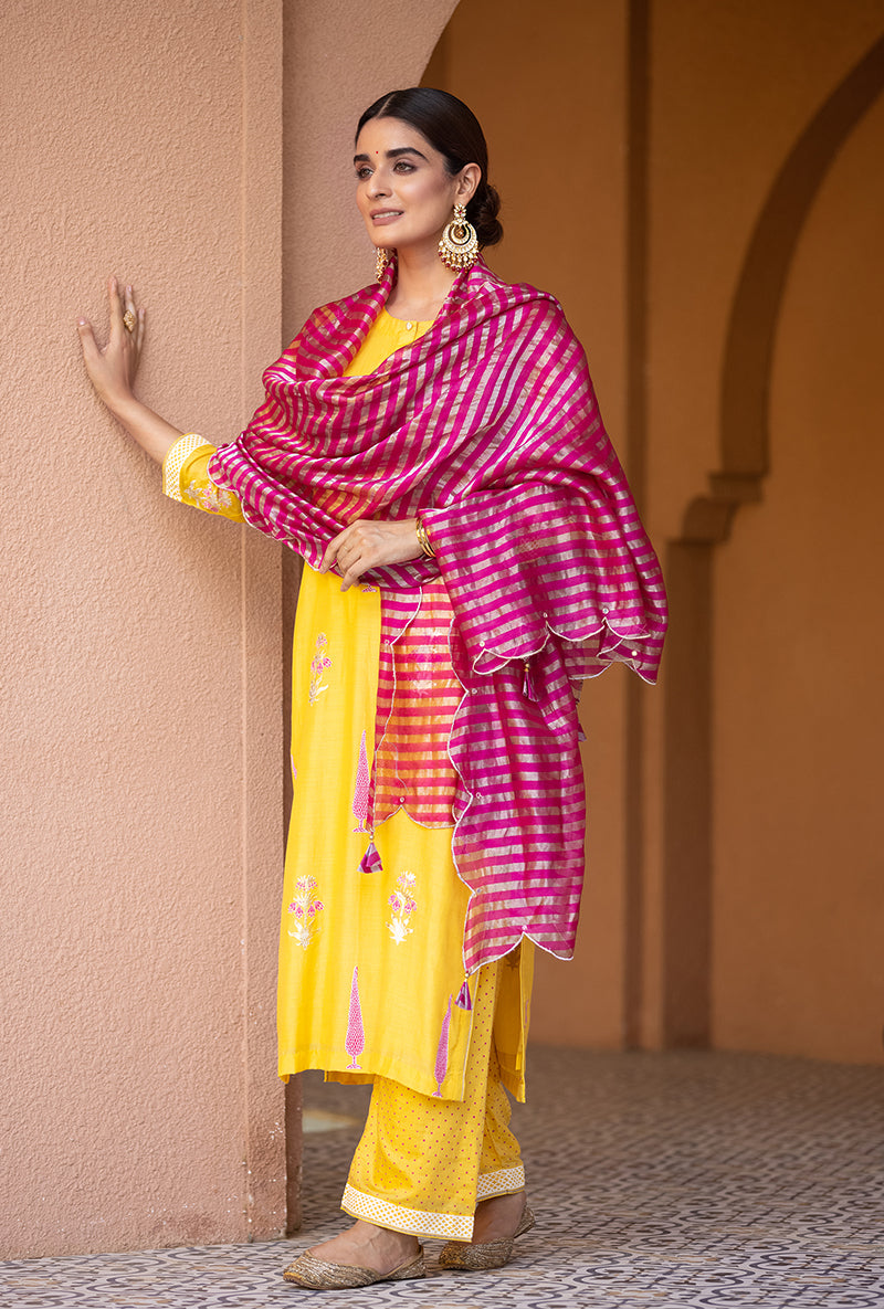 Yellow Straight Nayaab Kurta Set