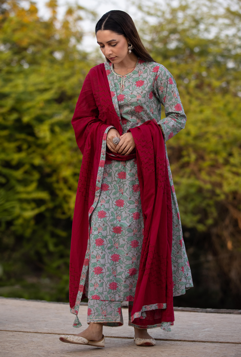 Grey/Red Pankhuri Anarkali Kurta Set