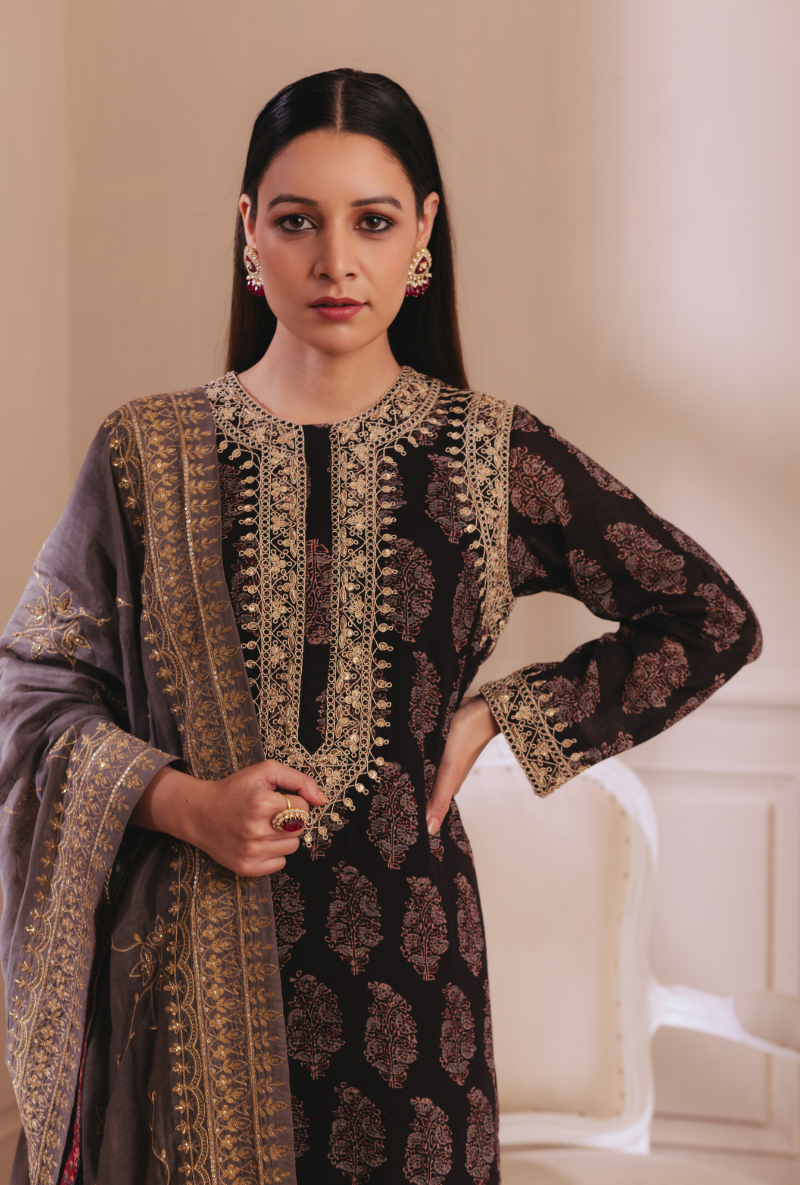 Black Saanjh Kurta Set