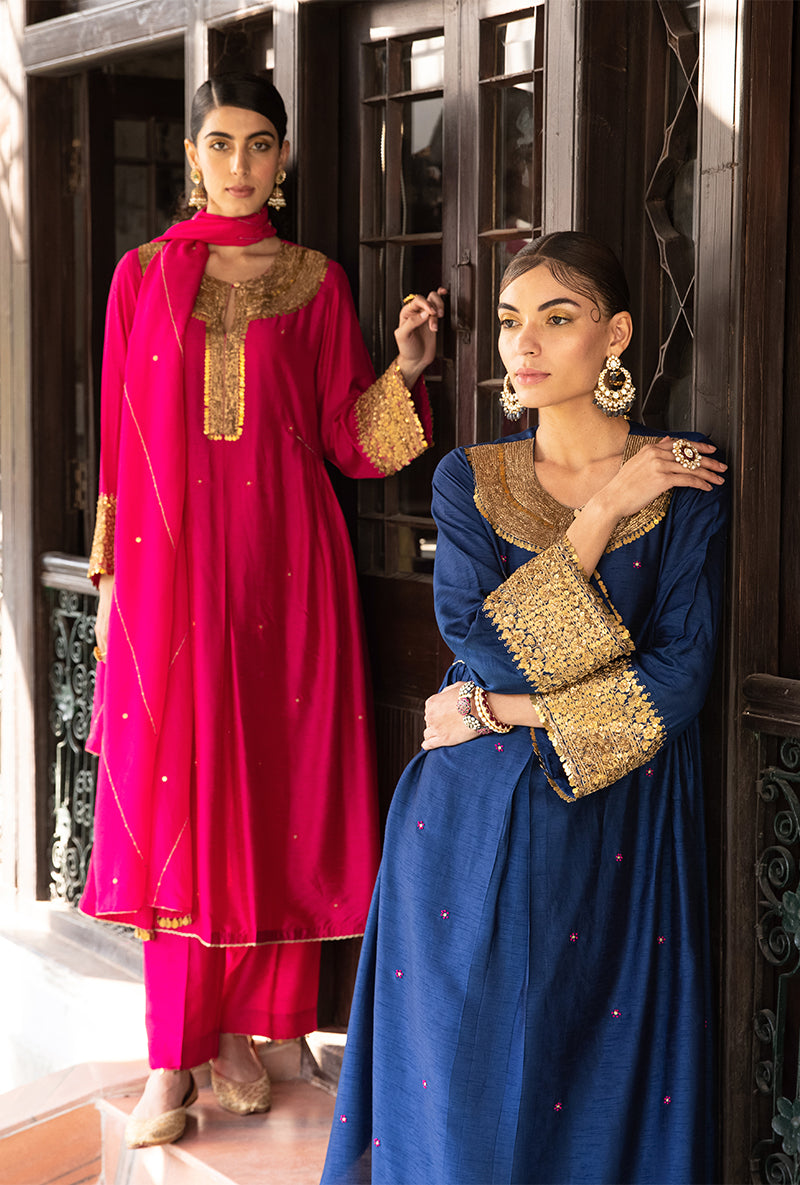 Blue Heavy Pitta Neck & Marodi Sleeves Sunehri Kurta Set