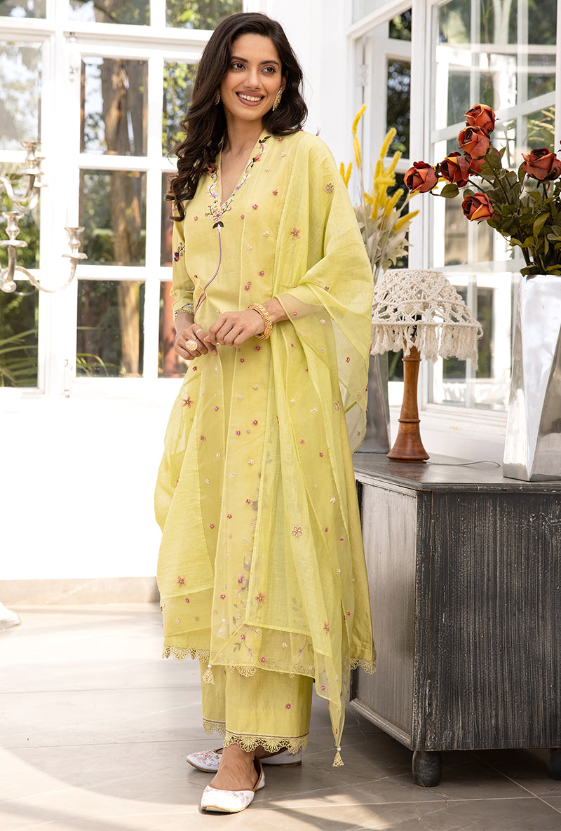 Green French Knot Pocket Style Suhaani Kurta Set