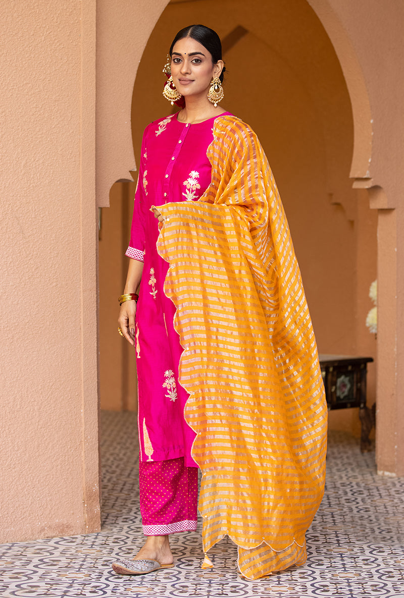 Rani Pink Straight Nayaab Kurta Set