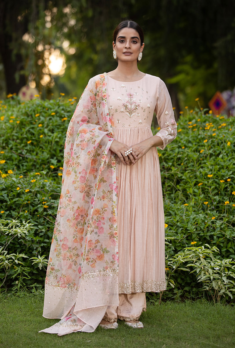 Pink Pearl Single Motif Kurta Set