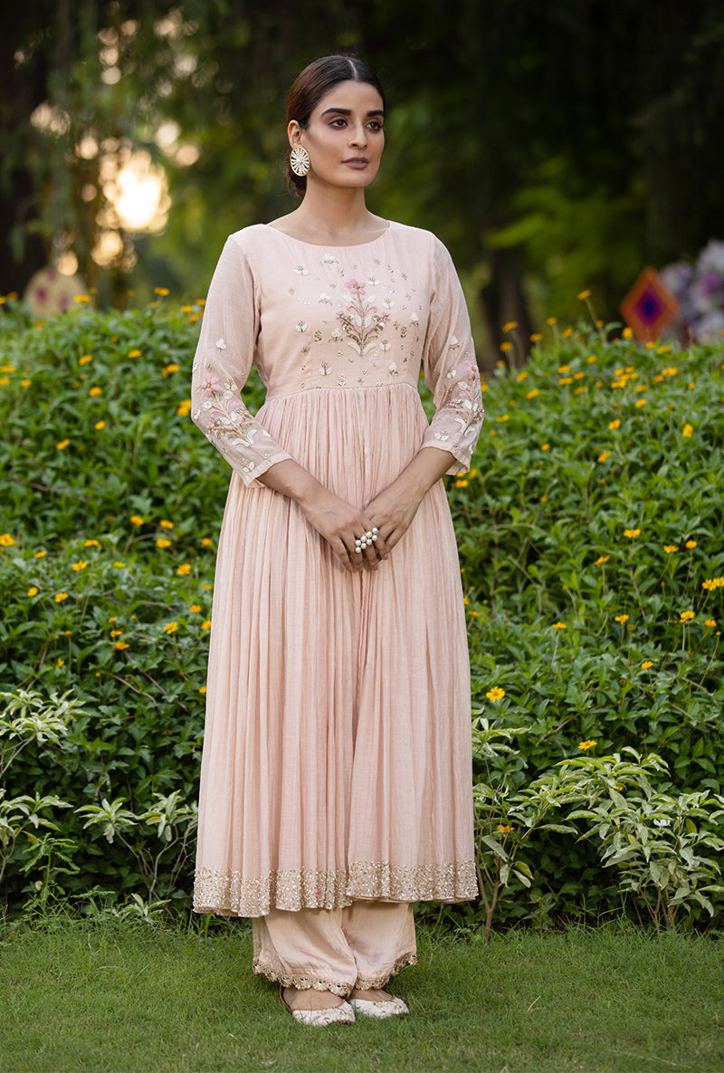 Pink Pearl Single Motif Kurta Set