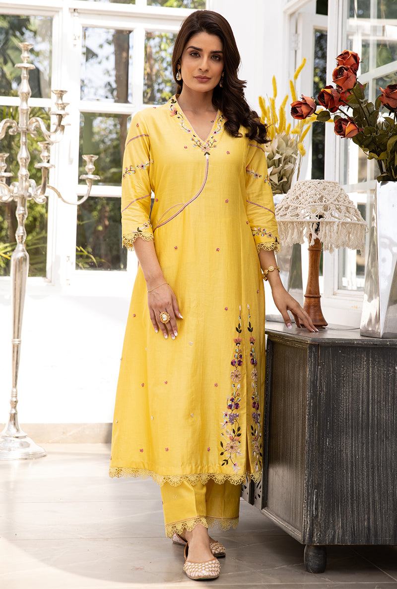 Yellow French Knot Pocket Style Suhaani Kurta Set