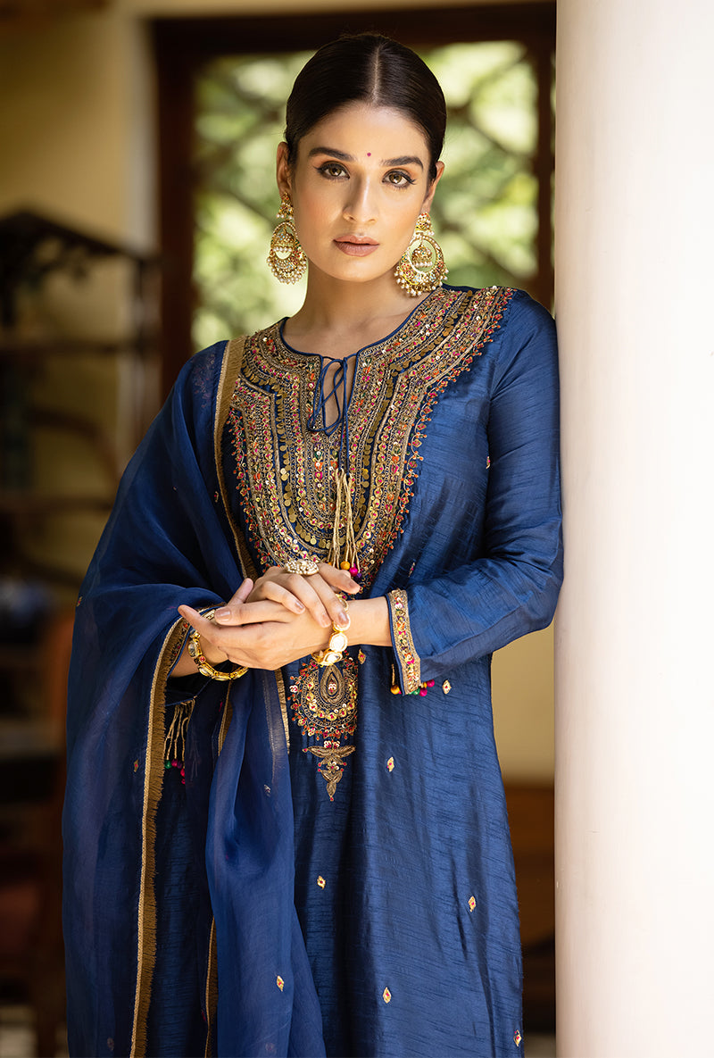 Blue Resham And Zardozi  Heavy-Neck Aayat Kurta Set