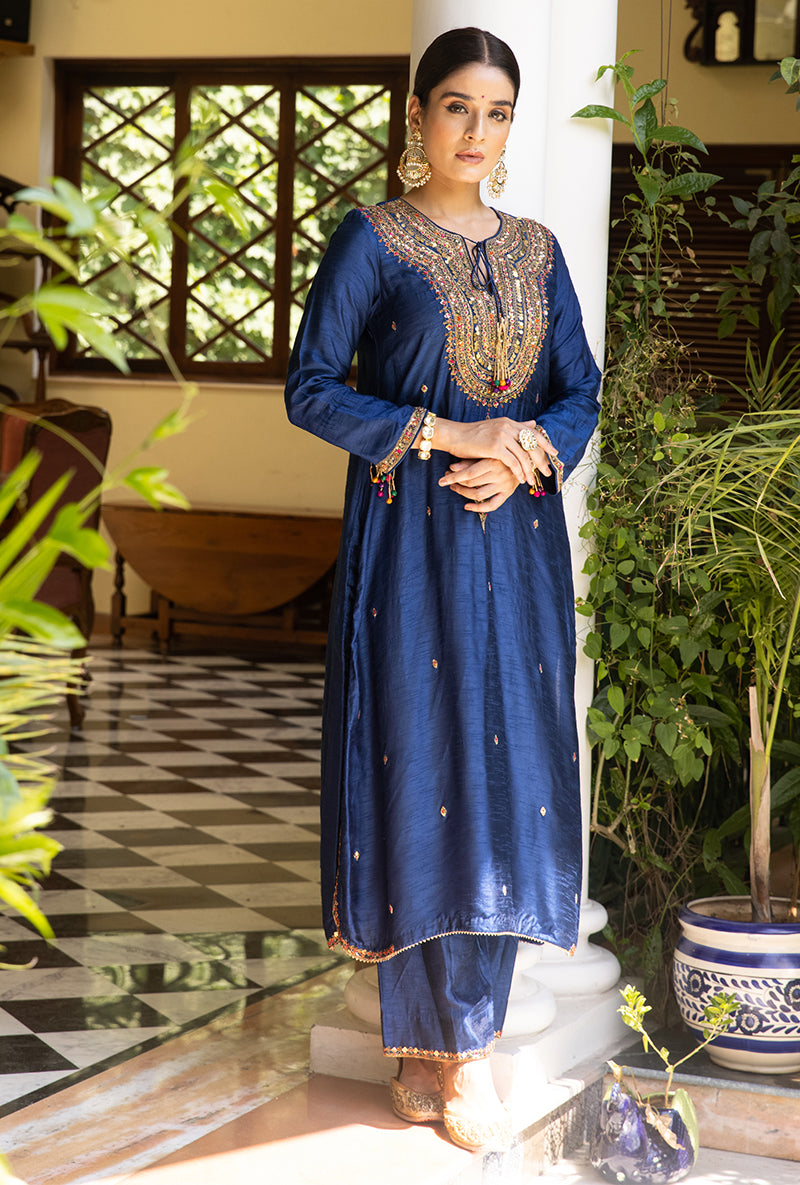 Blue Resham And Zardozi Heavy-Neck Aayat Kurta Set