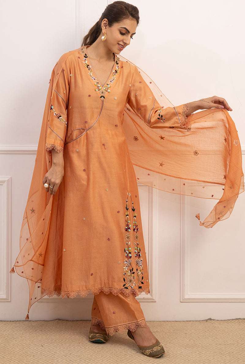 Peach French Knot Pocket Style Suhaani Kurta Set