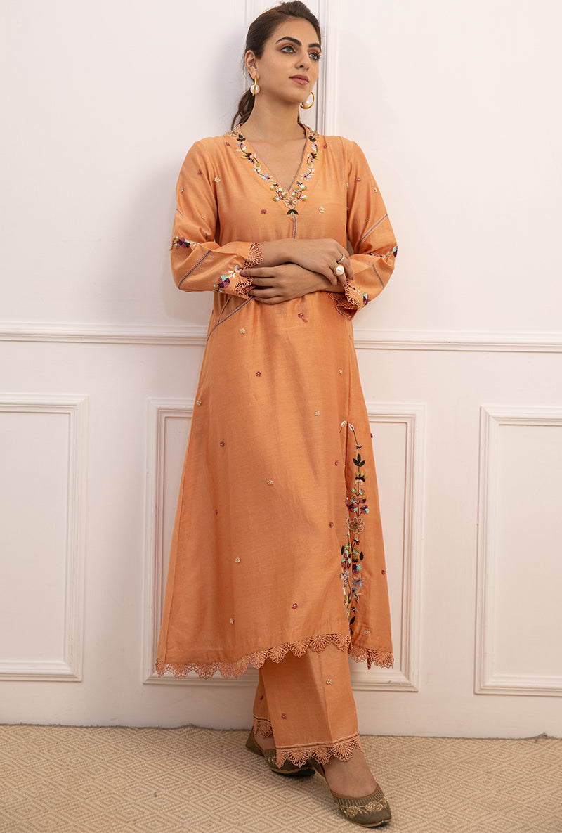 Peach French Knot Pocket Style Suhaani Kurta Set