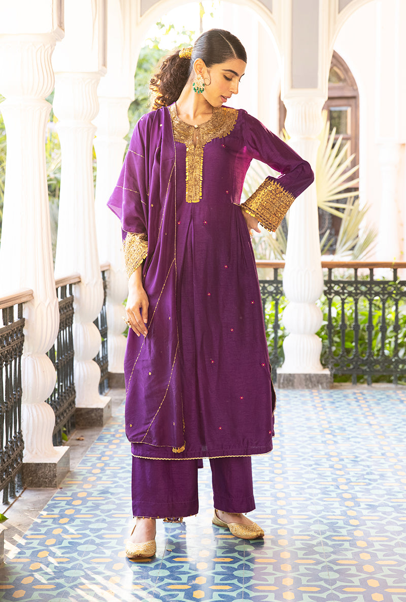 Purple Heavy Pitta Neck & Marodi Sleeves Sunehri Kurta Set