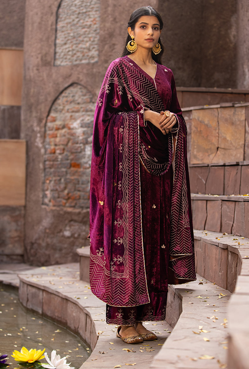 Wine Leaf Embroidery Ruhaani Kurta Set