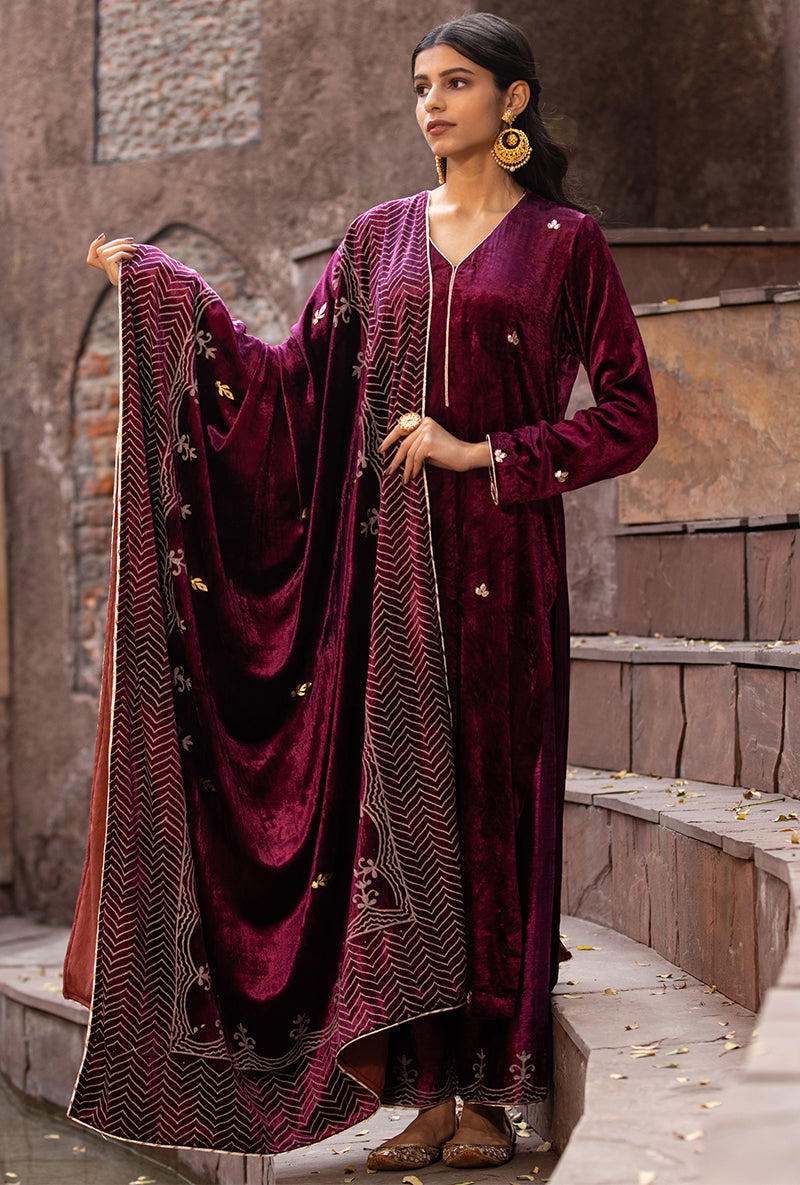 Wine Leaf Embroidery Ruhaani Kurta Set