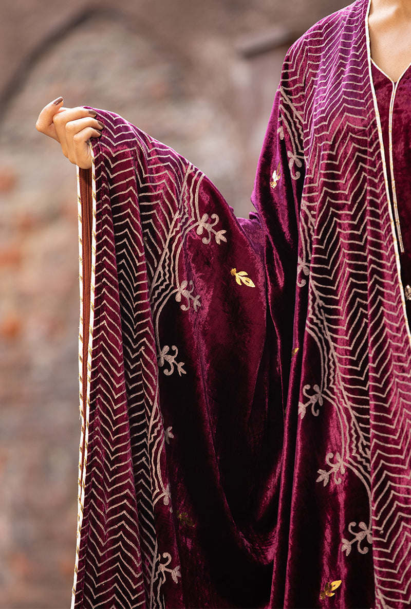 Wine Leaf Embroidery Ruhaani Kurta Set