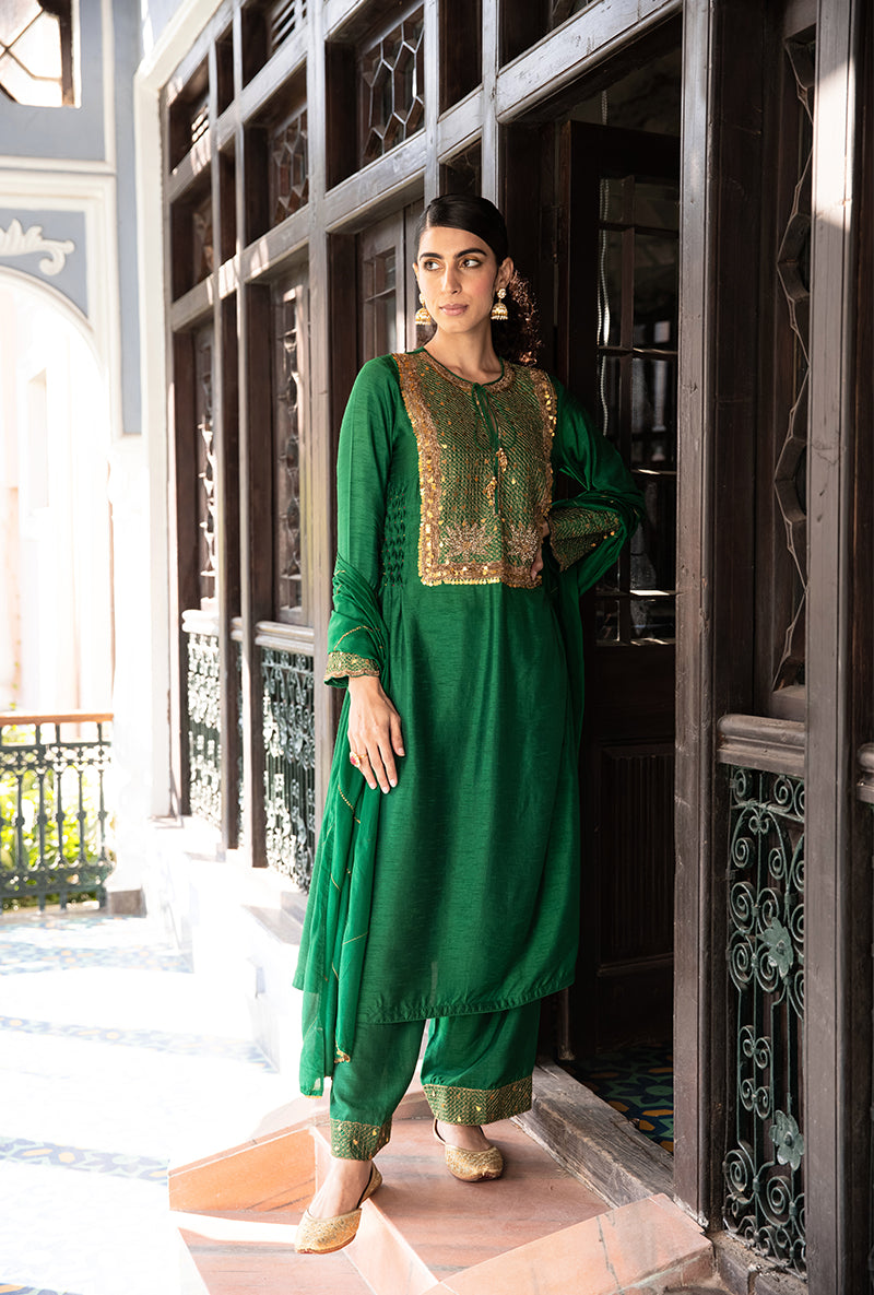 Green Lotus Yoke Heavy Neck Sunehri Kurta Set