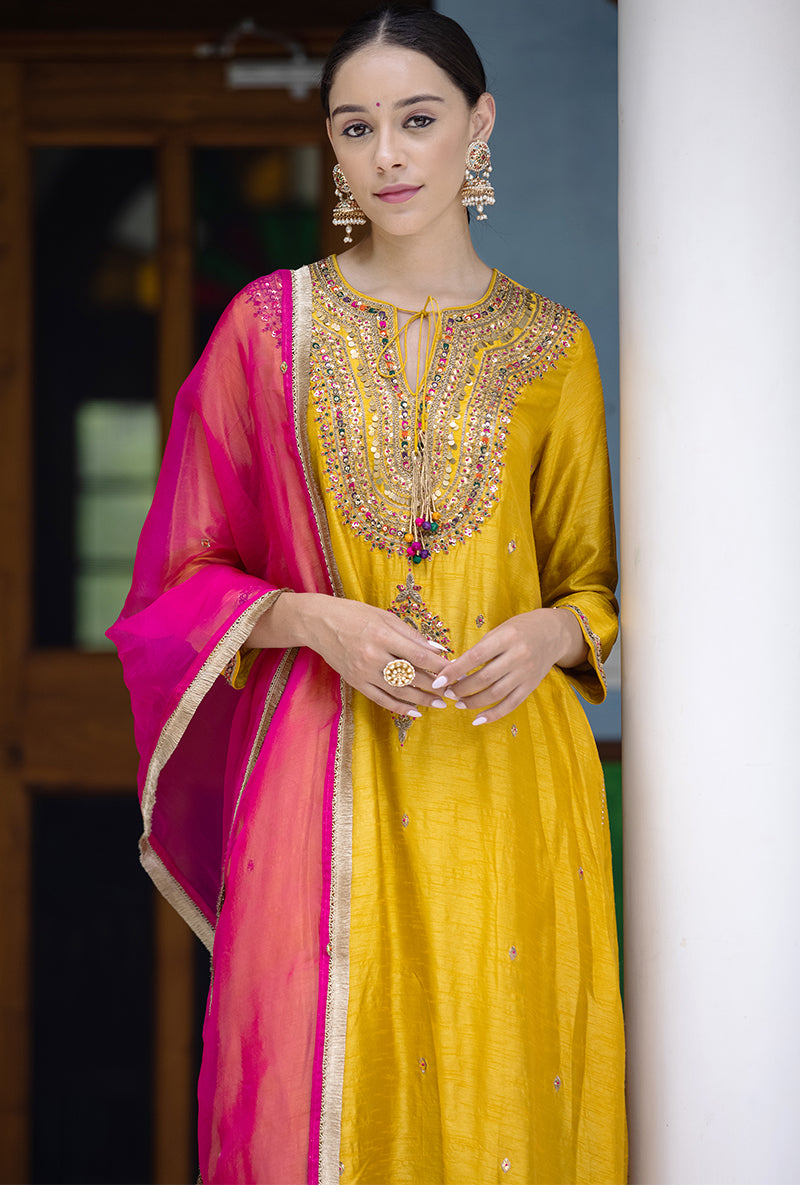 Mustard Resham And Zardozi Heavy Neck Aayat Kurta Set