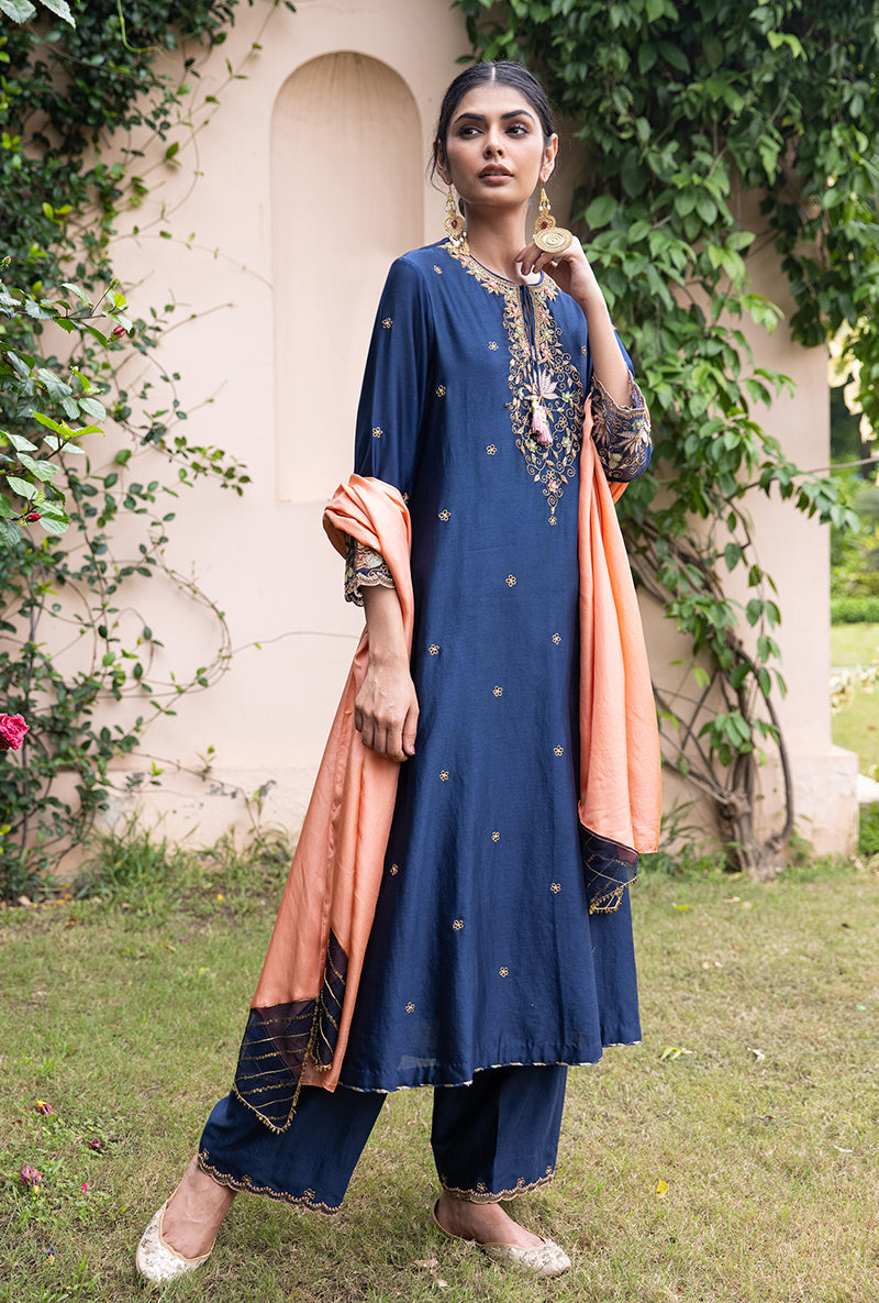 Blue Light Yoke Applique Baano Kurta Set