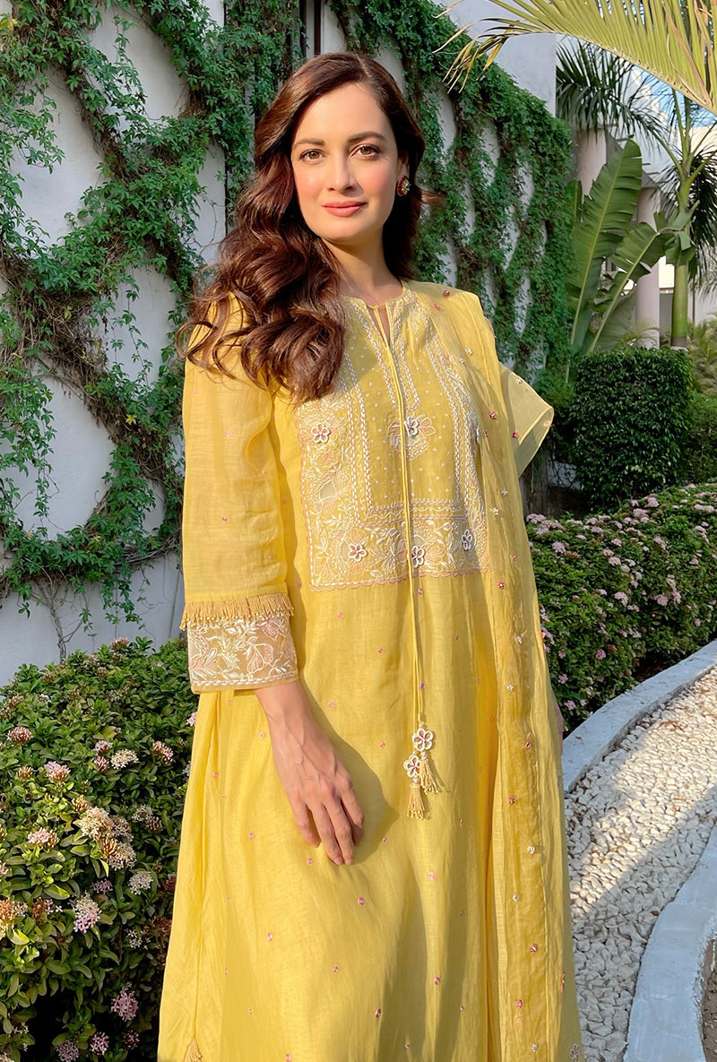 Dia Mirza In Yellow Thread Jaal Square Neck Aafreen Kurta Set