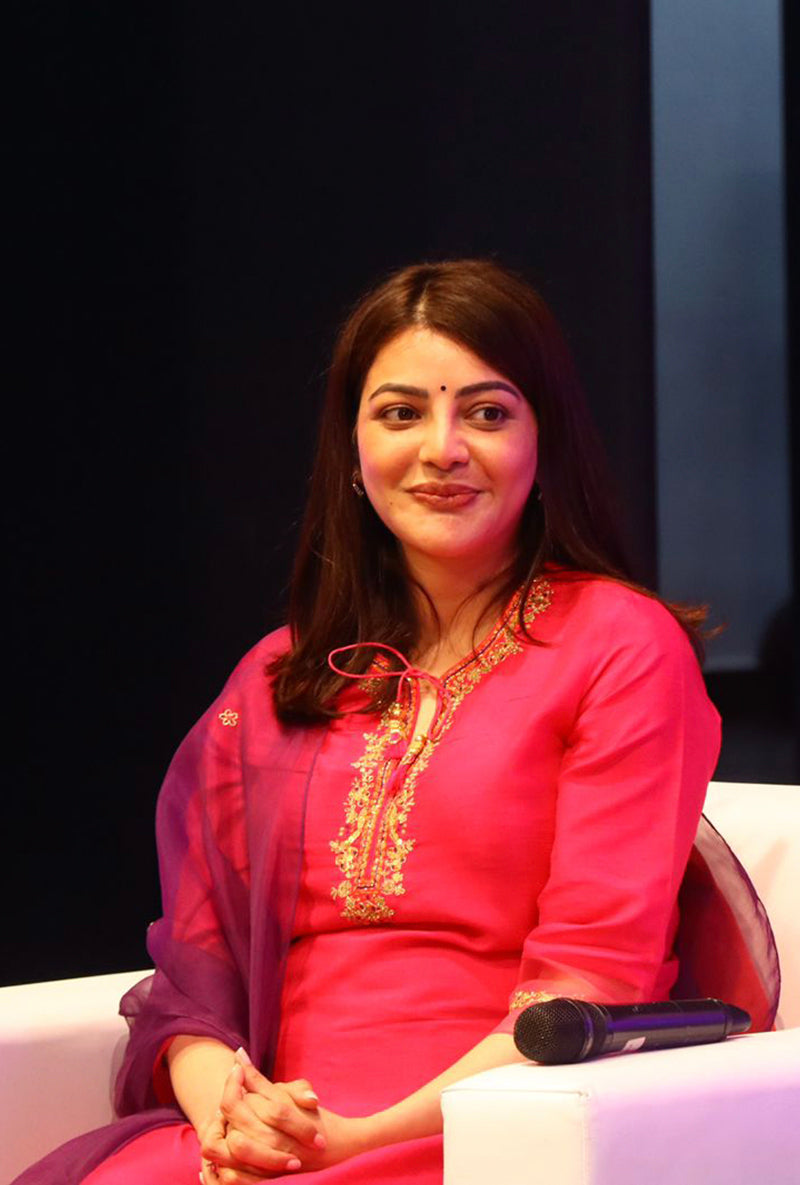 Kajal Aggarwal In Rani Pink Leaf Jaal Farshi Ulfat Kurta Set