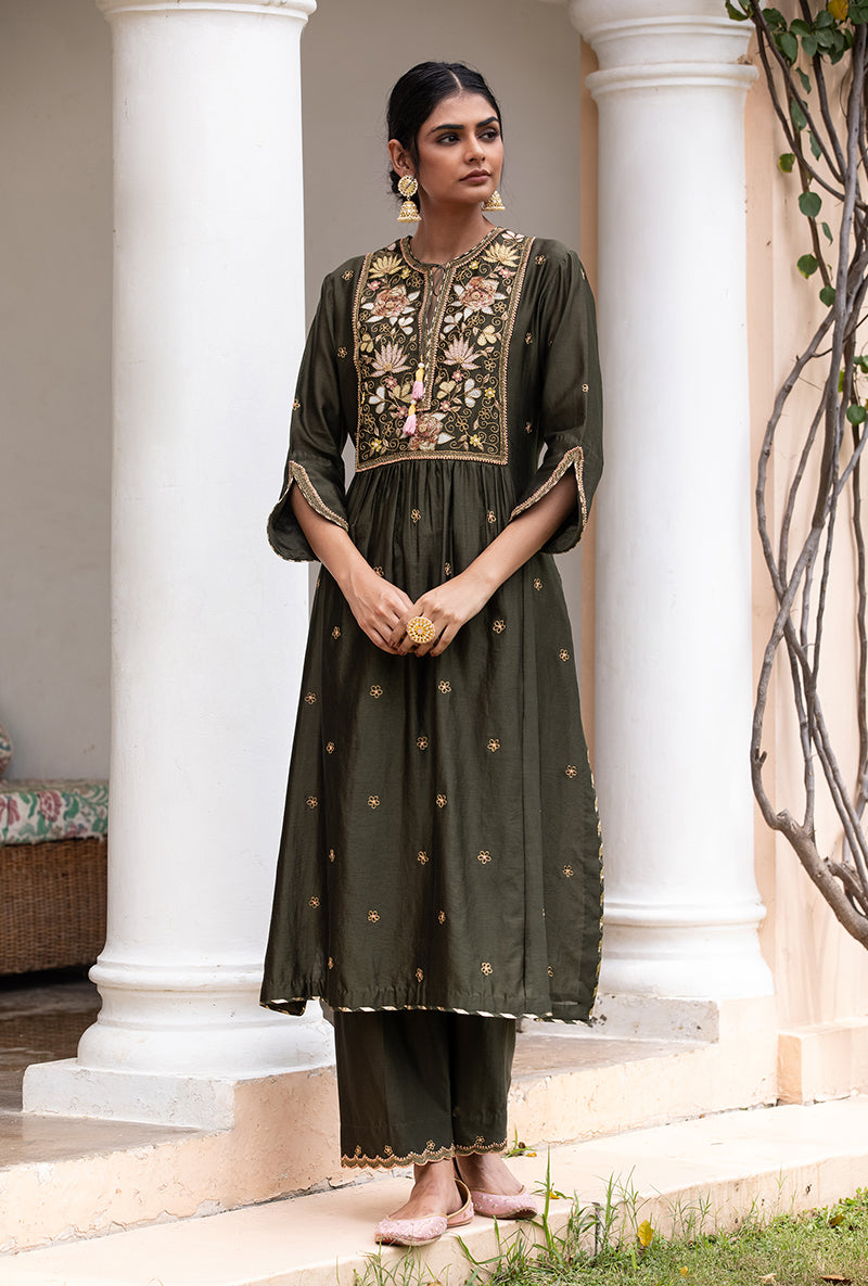 Olive Green Applique Pleated Yoke Baano Kurta Set