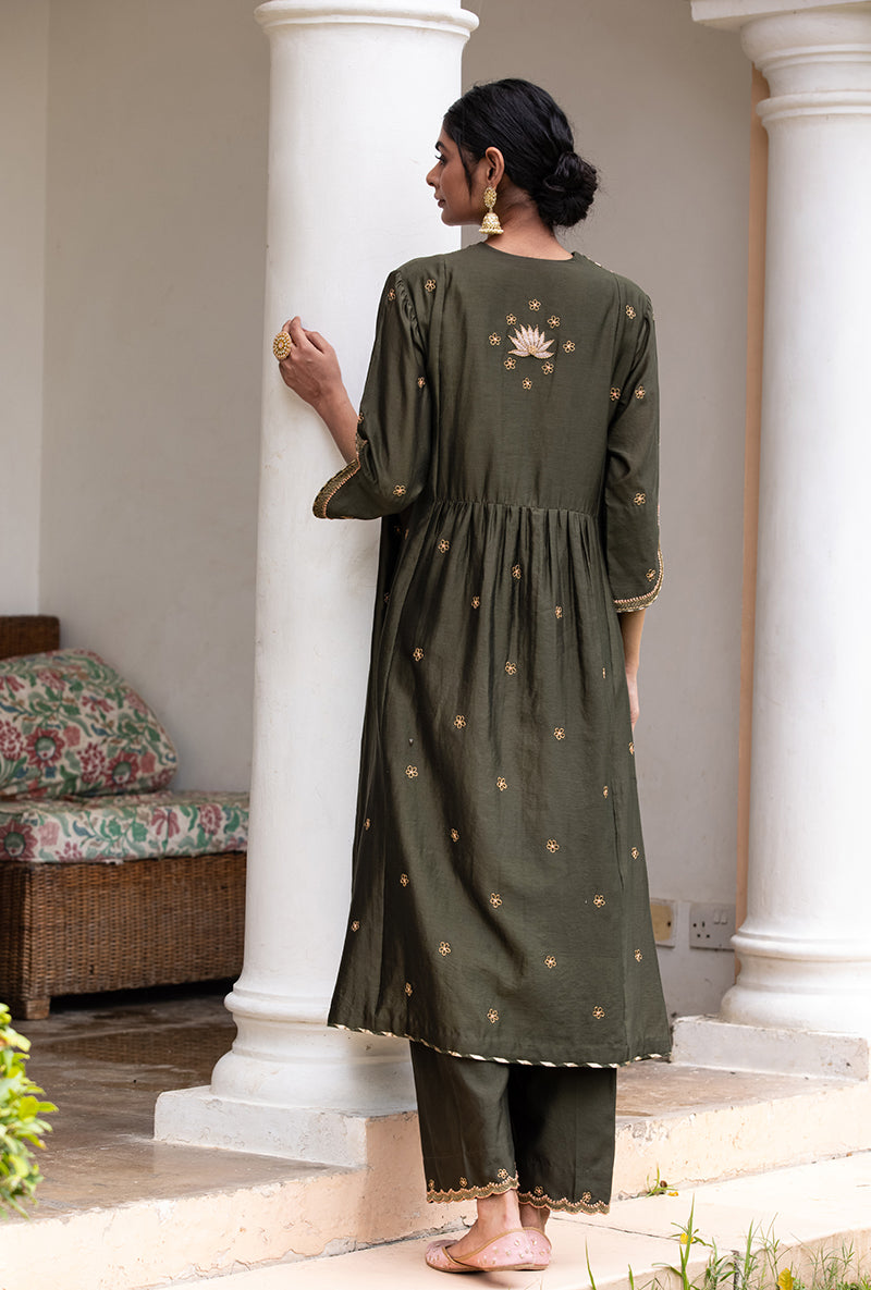 Olive Green Applique Pleated Yoke Baano Kurta Set