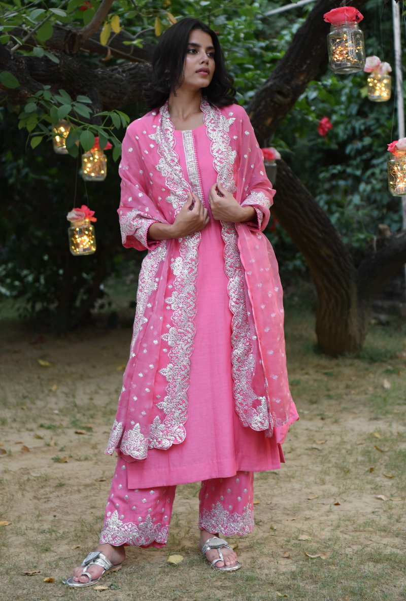 Pink Scallop Pitten Kurta Set