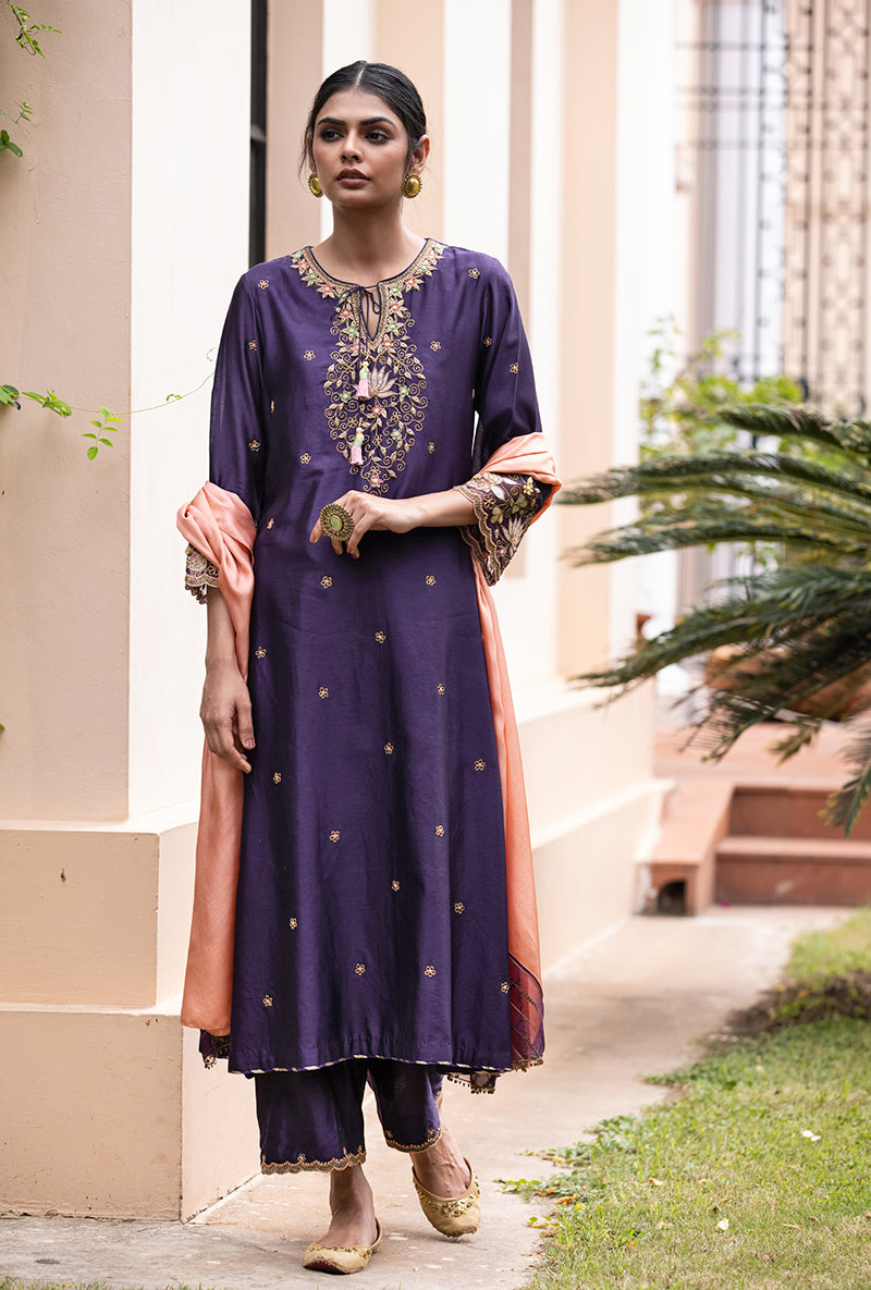 Purple Light Yoke Applique Baano Kurta Set