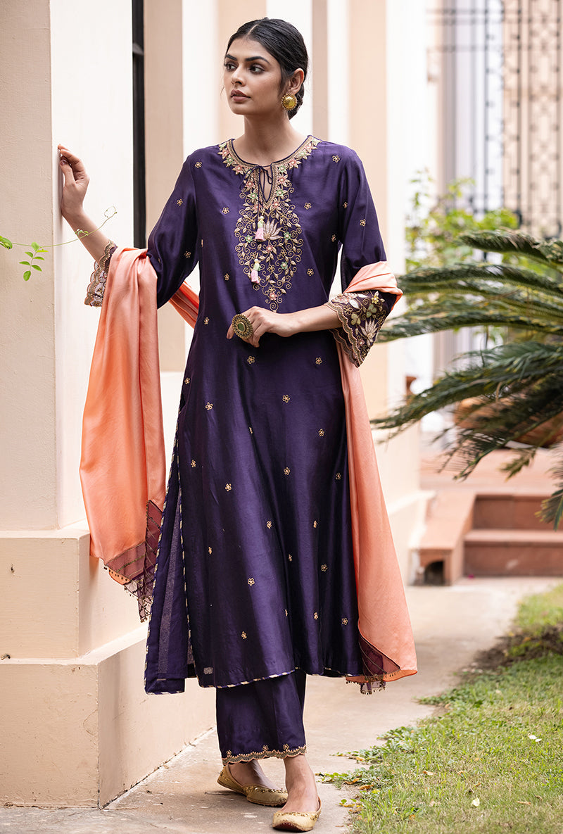 Purple Light Yoke Applique Baano Kurta Set