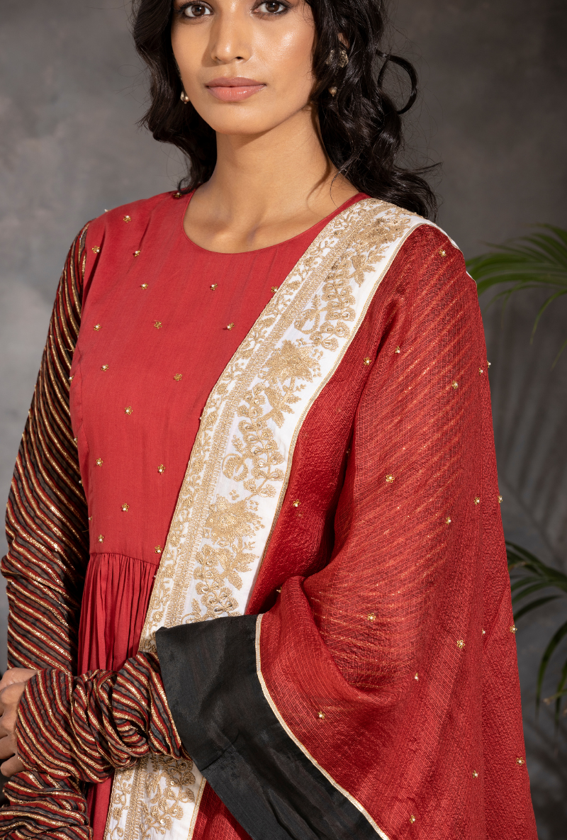 Saanjh Red Sitara Yolk Anarkali Set