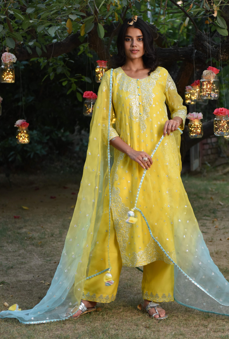 Yellow Roop Pitten Kurta Set