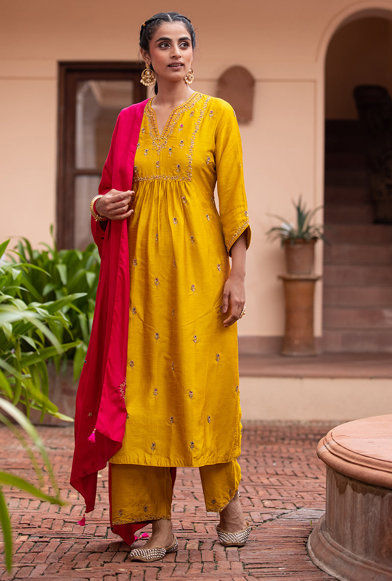 Yellow Zardozi Sitara Husna Kurta Set