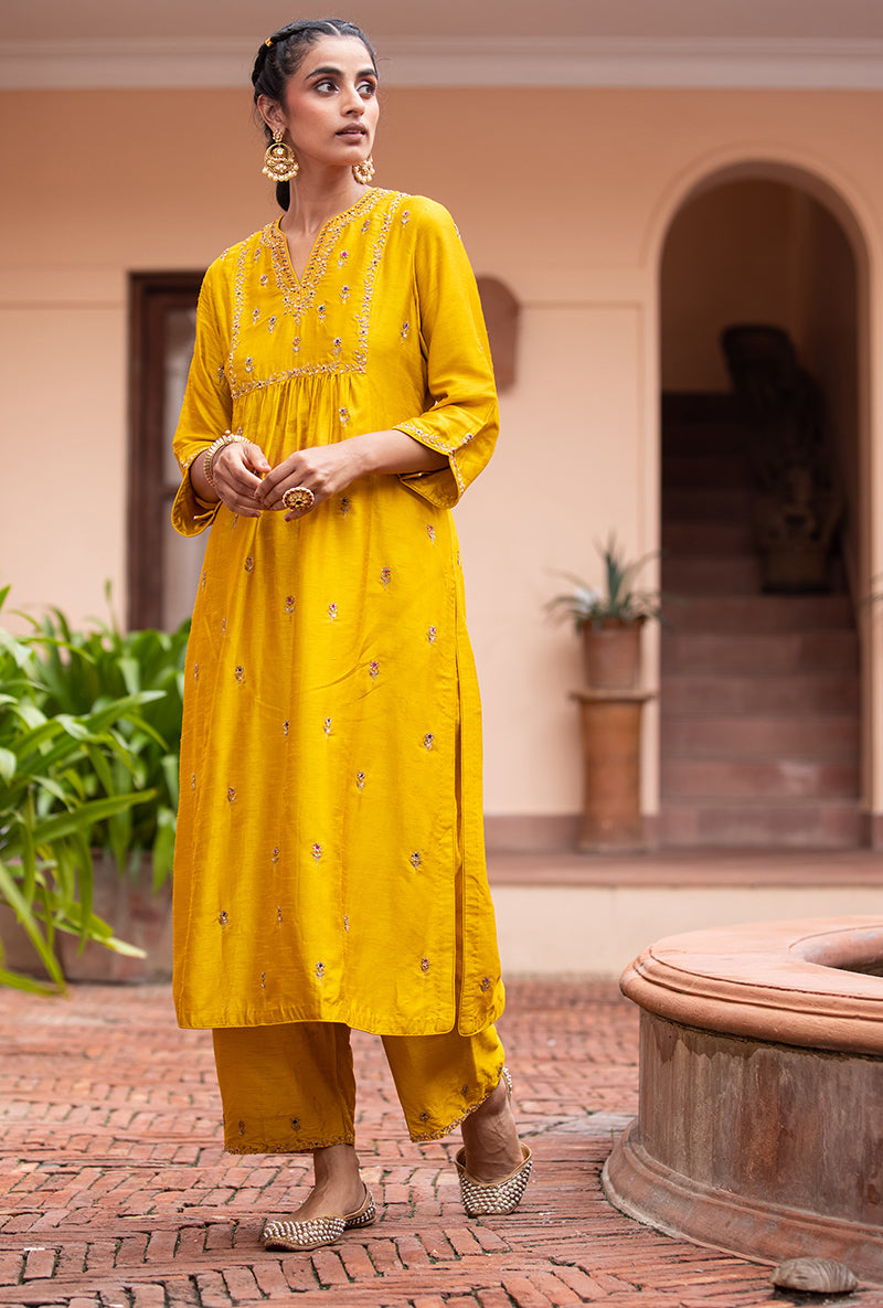 Yellow Zardozi Sitara Husna Kurta Set