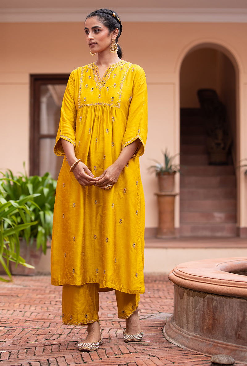 Yellow Zardozi Sitara Husna Kurta Set