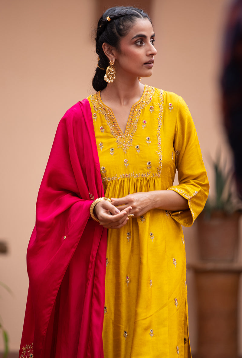 Yellow Zardozi Sitara Husna Kurta Set