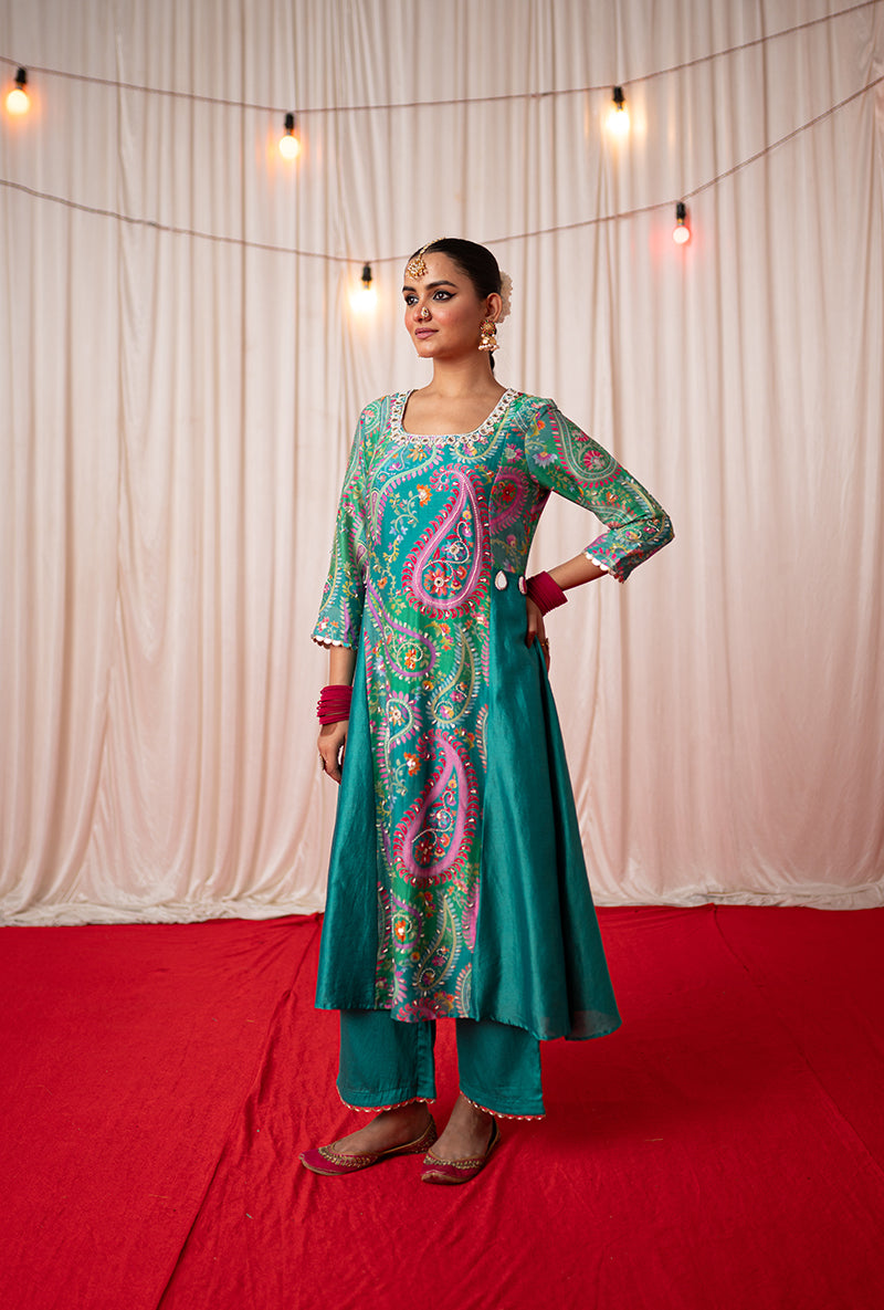 Green Embroidered Side Panel Kikli Kurta Set