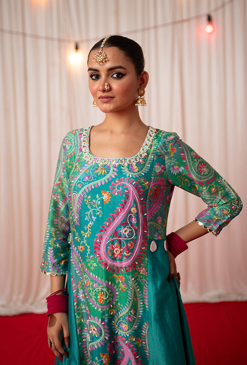 Green Embroidered Side Panel Kikli Kurta Set