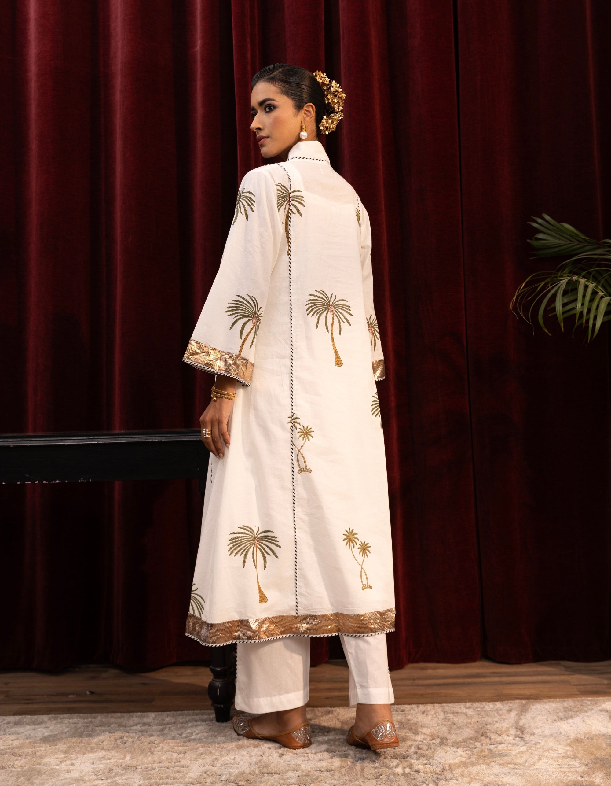 White Palm Print Kali Mogra Kurta Set