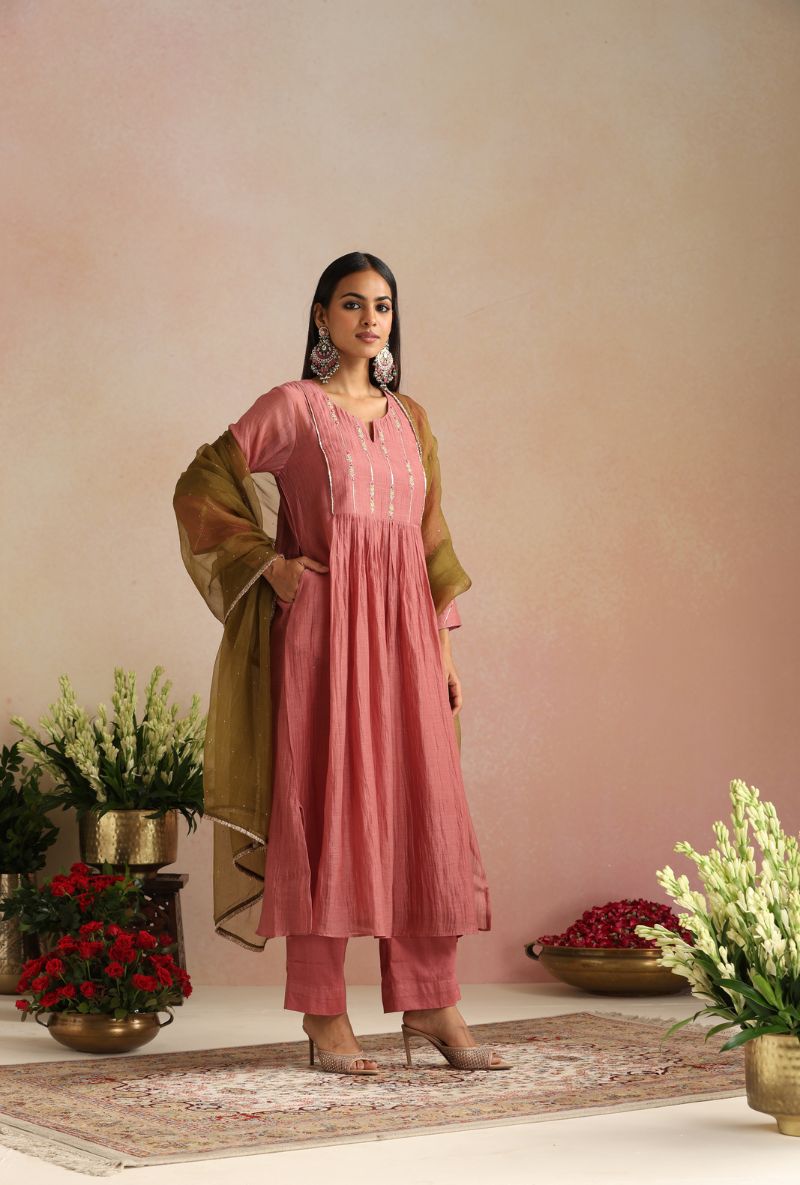 Coral Rose Hand Embroidered Yoke Itrh Kurta Set
