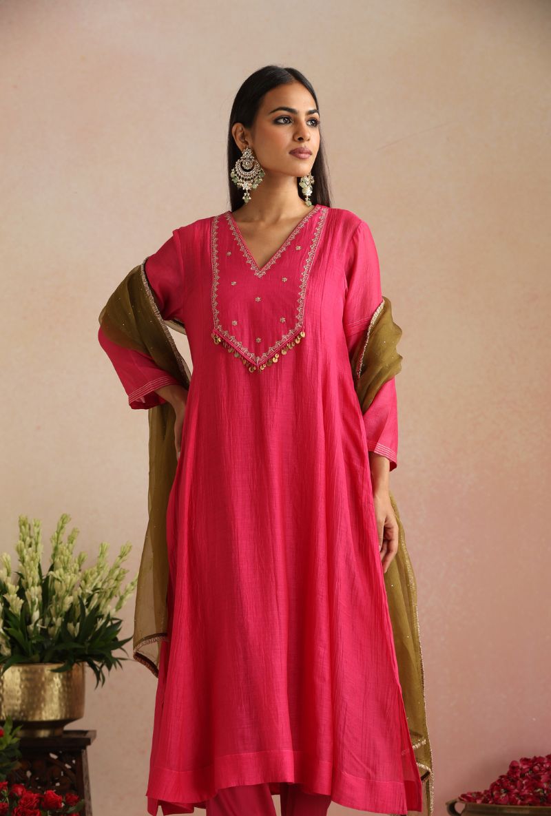 Magenta Emroidered Yoke Itrh Kurta Set