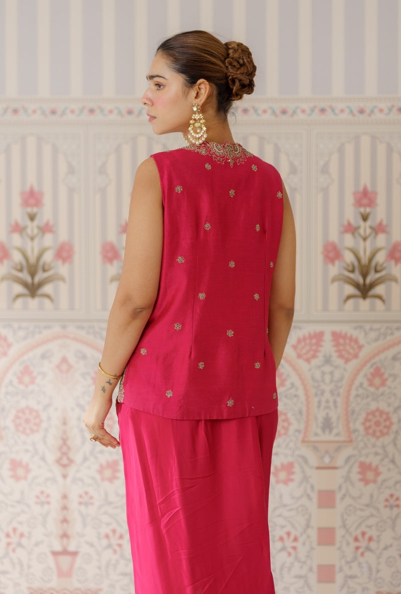 Red Heavy Embroidered Sleeveless Mallika Jacket Set