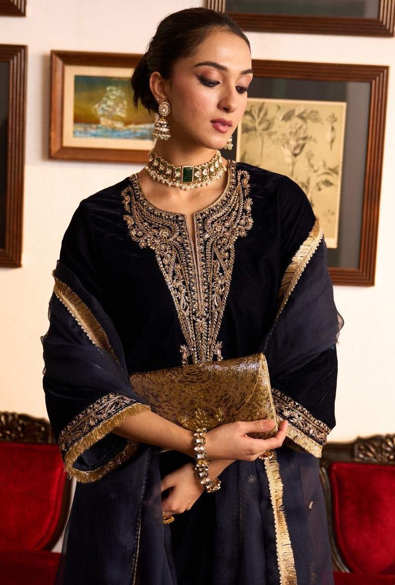 Navy Blue Zari Embroidered Paisely Neck Dilbar Short Kurta Set