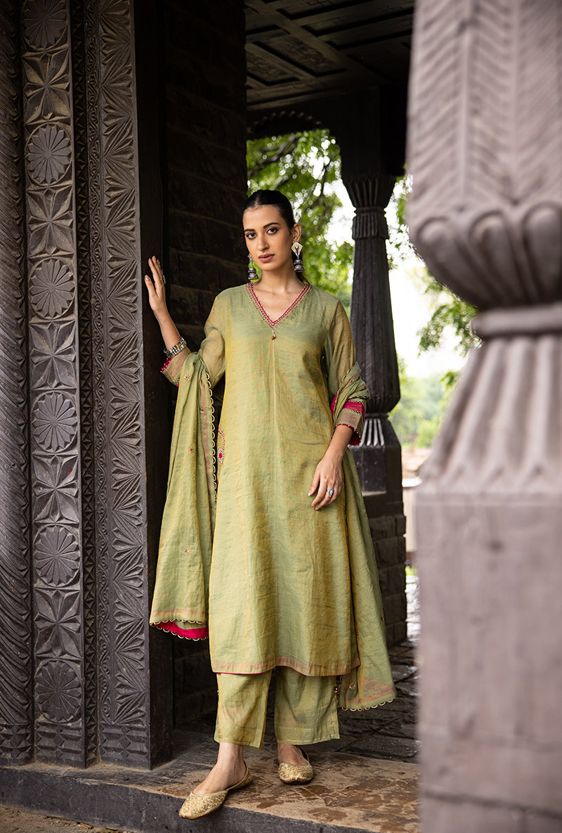 Pista Green Side Marodi Pocket Surmayi Kurta Set