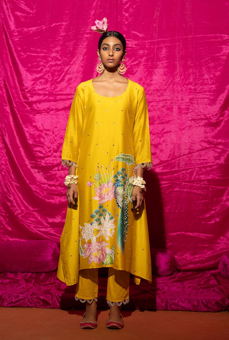 Yellow Peacock Motif Kamli Kurta Set
