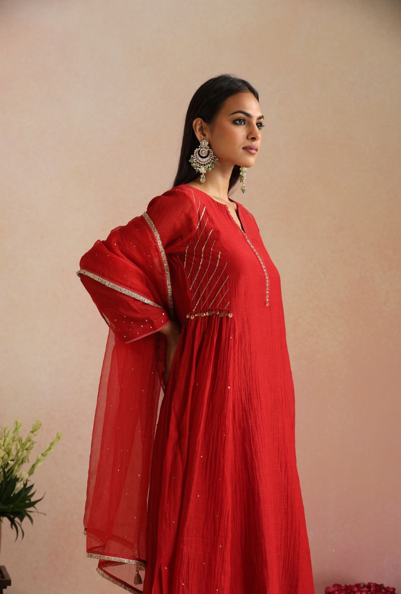 Red Side Kali Sitara Itrh Kurta Set