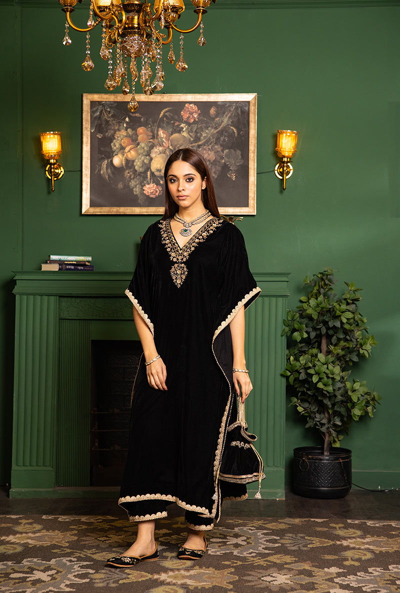 Black Velvet Dastaan Kaftaan Set