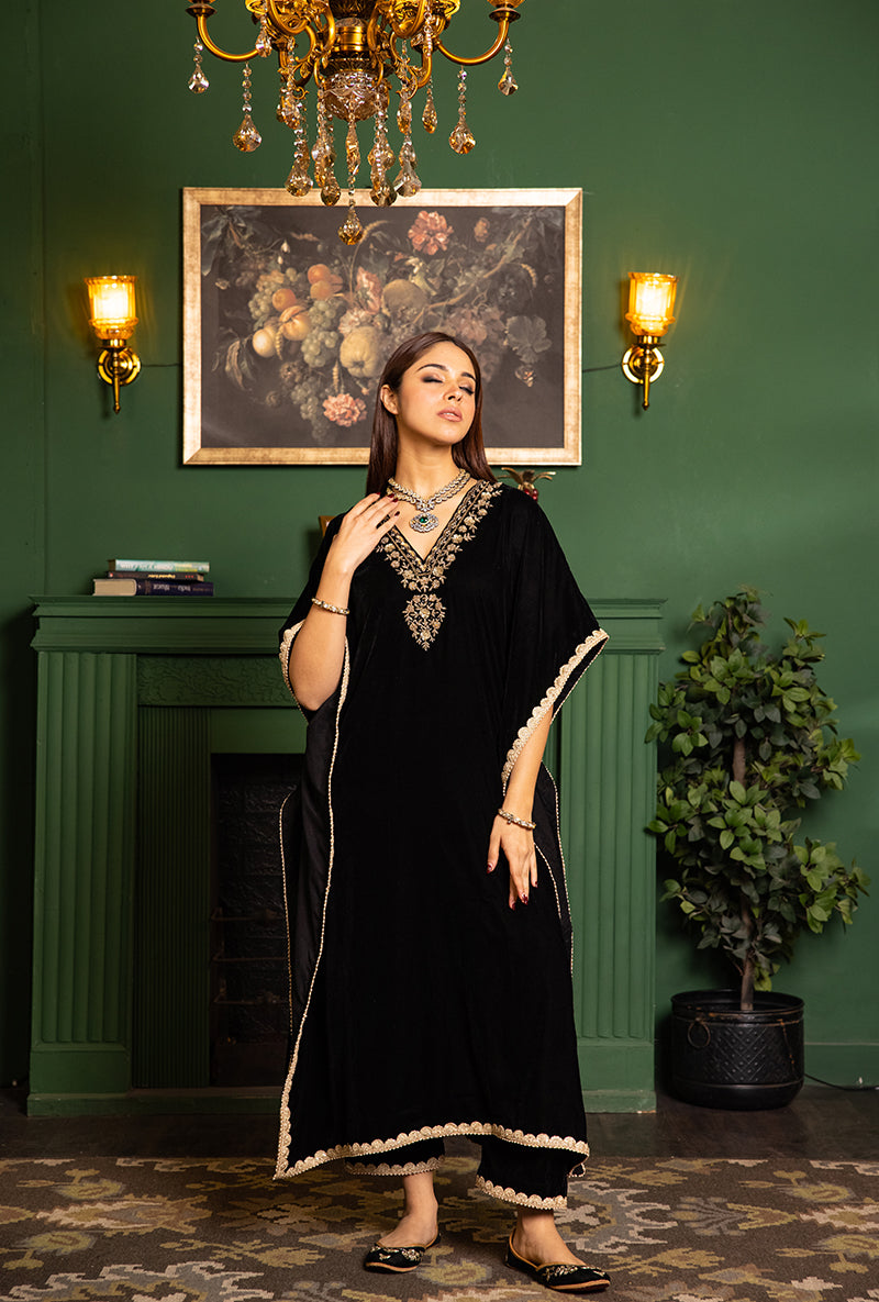 Black Velvet Dastaan Kaftaan Set