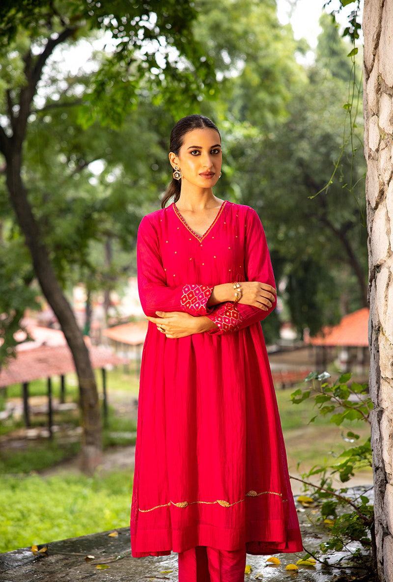 Magenta Pink French Knot Work Dor Kurta Set